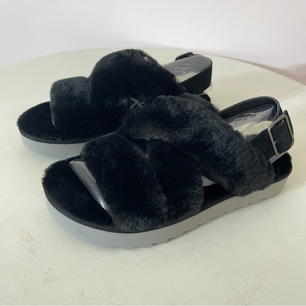 Koolaburra by UGG slippers